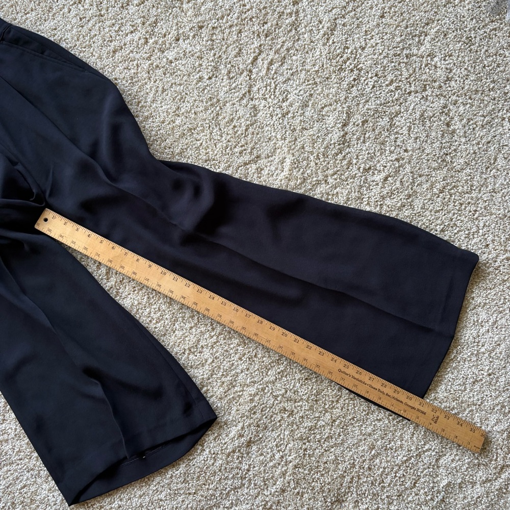 Spanx Carefree Crepe Pleated Wide Leg Trousers Size Medium Black Pull On - Picture 7 of 10